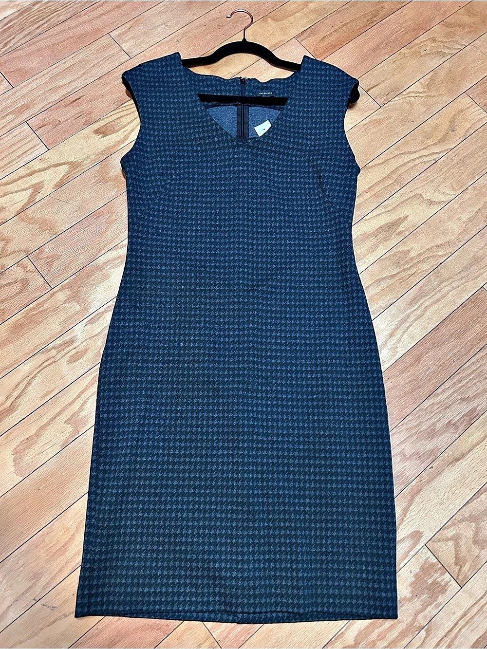 NWT Ann Taylor Houndstooth Cap Sleeve Dress – Size Medium